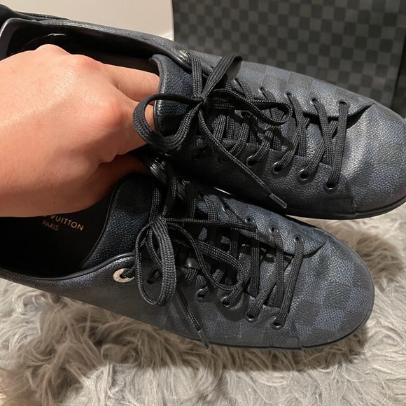 Louis Vuitton 100% authentic Front Row checkered designs men’s sneakers/shoe - Picture 3 of 7